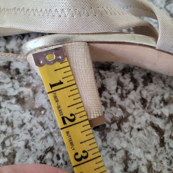 Donald Pliner Sandal  size 8.5 M - Picture 8 of 8